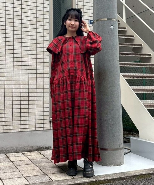 Candy Stripper（キャンディストリッパー）の「CELEBRATE BIG COLLAR ドレス（ワンピース・レディース・ブラック/レッド・FREE）」の14枚目の写真