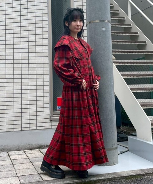 Candy Stripper（キャンディストリッパー）の「CELEBRATE BIG COLLAR ドレス（ワンピース・レディース・ブラック/レッド・FREE）」の17枚目の写真