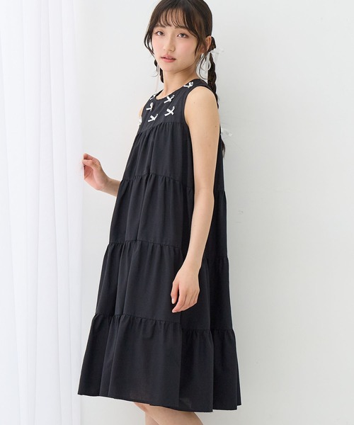Amourire girl（アムリールガール）の「リボンノースリブ ティアードフリルワンピース【綿100％】（ワンピース・キッズ・サックスブルー/ブラック/ピンク・130cm/140cm/160cm/150cm）」の7枚目の写真