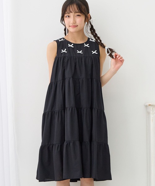 Amourire girl（アムリールガール）の「リボンノースリブ ティアードフリルワンピース【綿100％】（ワンピース・キッズ・サックスブルー/ブラック/ピンク・130cm/140cm/160cm/150cm）」の6枚目の写真