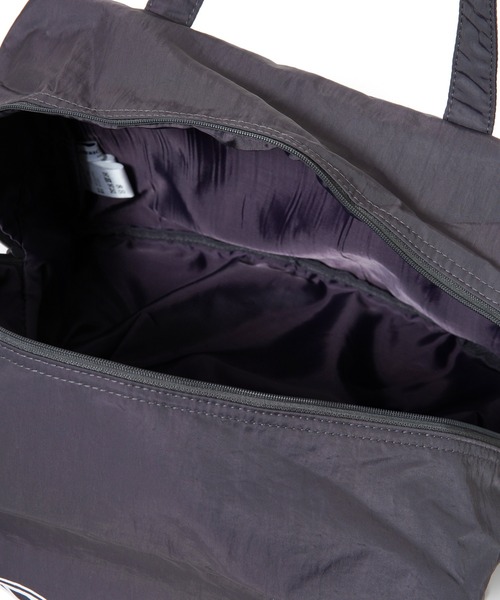 AMERICAN RAG CIE（アメリカンラグシー）の「【MEN , WOMEN】for BAYFLOW GLOBE MINI BOSTON BAG（ボストンバッグ・レディース・グレー/ネイビー・FREE）」の6枚目の写真