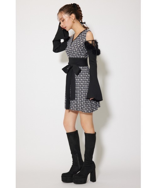 rienda(リエンダ)の「many wayフェイクファージャガードミニニットワンピース 秋服(ワンピース・レディース・ブラウン系その他/ブラック系その他・FREE)」の6枚目の写真