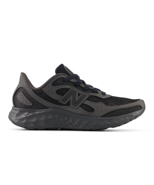 NEW BALANCE(ニューバランス)の「Fresh Foam Arishi v4(スニーカー・メンズ・ネイビー/シルバー系その他/ブラック・25.0cm/25.5cm/26.0cm/26.5cm/27.0cm/27.5cm/28.0cm/28.5cm/29.0cm)」の1枚目の写真