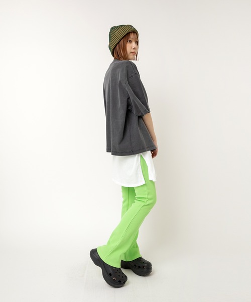 RNA（アールエヌエー）の「E5120 2カラーリブニットキャップ（ニットキャップ/ビーニー・レディース・ブラック×グレー/バーガンディー/グリーン×オレンジ・FREE）」の13枚目の写真