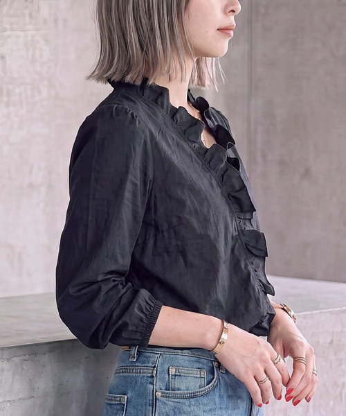 cammie（キャミー）の「フロントフリルパイピングブラウス（シャツ/ブラウス・レディース・ホワイト/グリーン/ブラック・L/M）」の8枚目の写真