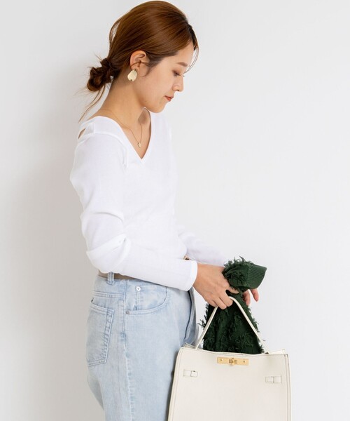 Rie Miller（リエミラー）の「ウォッシャブルリブカットアウト2WAYロンT（Tシャツ/カットソー・レディース・オフホワイト/ダークグリーン/チャコールグレー・38）」の9枚目の写真