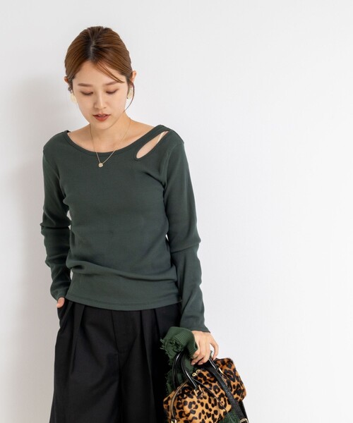 Rie Miller（リエミラー）の「ウォッシャブルリブカットアウト2WAYロンT（Tシャツ/カットソー・レディース・オフホワイト/ダークグリーン/チャコールグレー・38）」の18枚目の写真
