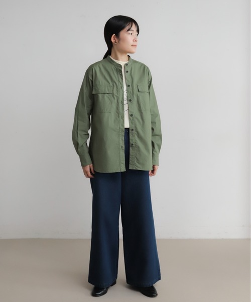 Blanc Bleu Minuit(ブランブルーミニュイ)の「馬布 ダブルポケットシャツ(シャツ/ブラウス・レディース・キナリ/カーキ・FREE)」の13枚目の写真