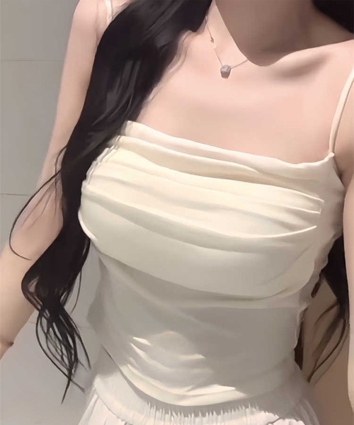 Lace Ladies(レースレディース)の「ソリッドカラー 立体 ギャザー カップ付き キャミソール(キャミソール・レディース・グレー/ピンク/ブラック/ホワイト・FREE)」の1枚目の写真