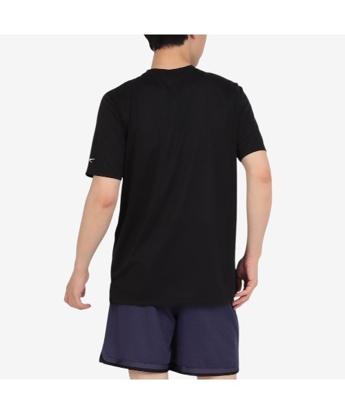 Reebok(リーボック)の「ロゴ グラフィック フィットTシャツ / WESTY EASY FIT GRAPHIC TEE(Tシャツ/カットソー・メンズ・グレー/ブラック/グリーン・LARGE/MEDIUM/SMALL/X-LARGE)」の8枚目の写真