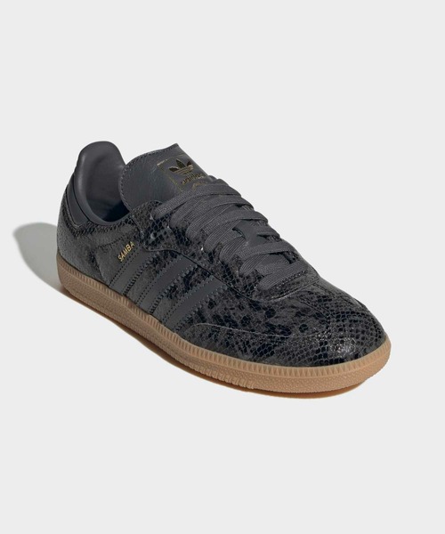 adidas(アディダス)の「サンバ OG シューズ / Samba OG Shoes / アディダスオリジナルス adidas Originals(スニーカー・レディース・ブラック・23.5cm/29.0cm/28.5cm/28.0cm/27.5cm/27.0cm/26.5cm/26.0cm/25.5cm/25.0cm/24.5cm/23.0cm/22.5cm/22.0cm/24.0cm)」の4枚目の写真