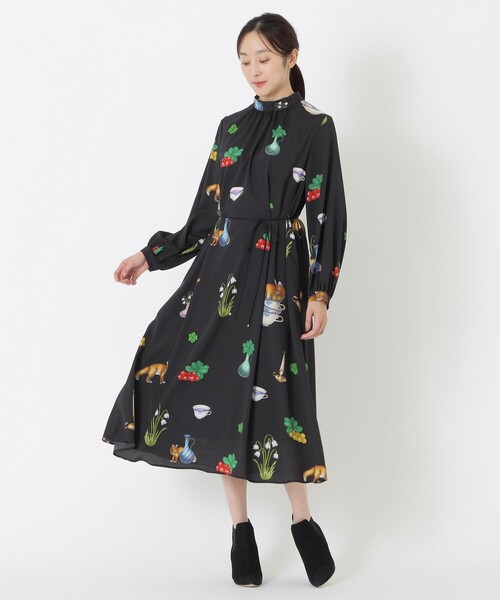 S.ESSENTIALS(エスエッセンシャルズ)の「【AIKO FUKUDAコラボ】FIKAプリントワンピース(ワンピース・レディース・ブラック/ベージュ・38/36)」の3枚目の写真