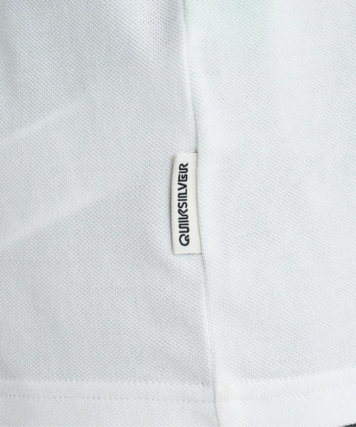 Quiksilver（クイックシルバー）の「DNA POLO /クイックシルバーロゴワンポイント半袖ポロシャツ（ポロシャツ・メンズ・グレー/ブラック・MEDIUM/LARGE/SMALL）」の3枚目の写真