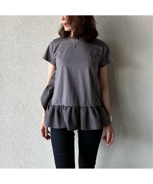DOUBLE STANDARD CLOTHING(ダブルスタンダードクロージング)の「フリルデザインカットソー(WEB限定)(Tシャツ/カットソー・レディース・カーキ/チャコールグレー・FREE)」の14枚目の写真