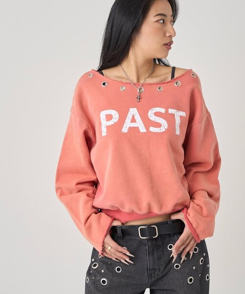 WHO'S WHO gallery（フーズフーギャラリー）の「アイレットオフショルロゴスウェット（スウェット・レディース・ネイビー/チャコールグレー/ライトグレー/カーキ/オレンジ/サックスブルー・FREE）」の10枚目の写真