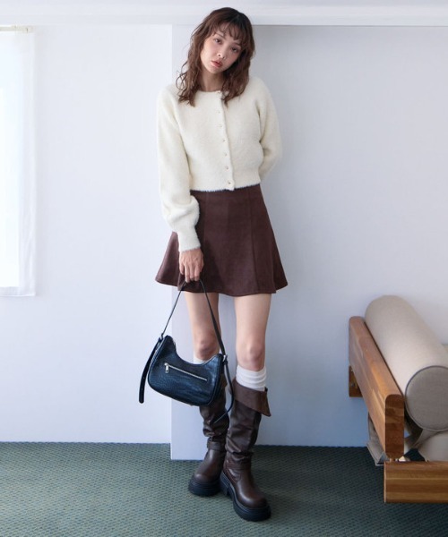 archives（アルシーヴ）の「スエードフレアミニスカート（スカート・レディース・ブラウン/キャメル・MEDIUM）」の16枚目の写真