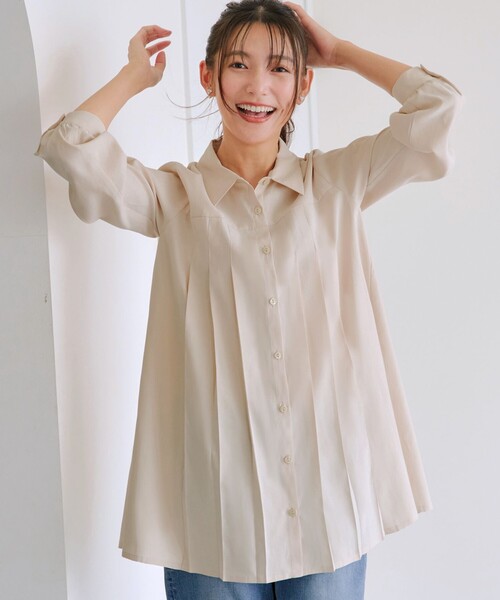 Tiaclasse(ティアクラッセ)の「ピーチスキンプリーツシャツチュニック(シャツ/ブラウス・レディース・ネイビー/ベージュ/ピンク/ホワイト系・M/S/L)」の21枚目の写真