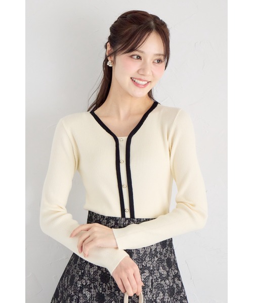 tocco closet（トッコ　クローゼット）の「【ZOZO限定】細リブ配色もちもちニットトップス（ニット/セーター・レディース・チャコール/ネイビー/オフホワイト/ブラック/ピンクベージュ/ブルー/ボルドー・M）」の2枚目の写真