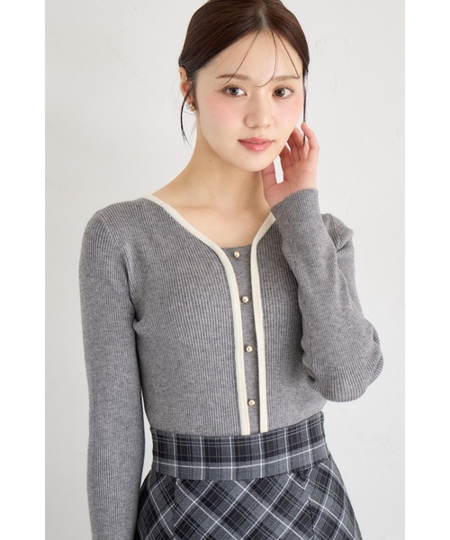 tocco closet（トッコ　クローゼット）の「【ZOZO限定】細リブ配色もちもちニットトップス（ニット/セーター・レディース・チャコール/ネイビー/オフホワイト/ブラック/ピンクベージュ/ブルー/ボルドー・M）」の4枚目の写真