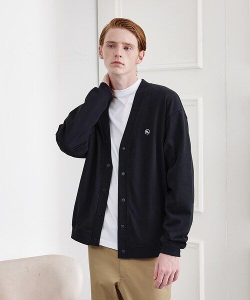 TAKEO KIKUCHI（タケオキクチ）の「【LIMITED】ワンポイント刺繍スウェットカーディガン（カーディガン/ボレロ・メンズ・ブラック/ライトグレー・02/03/04）」の2枚目の写真