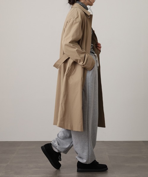 OMNES（オムネス）の「OMNES Supremo ステンカラーコート（ステンカラーコート・レディース・ネイビー/ベージュ・FREE）」の5枚目の写真