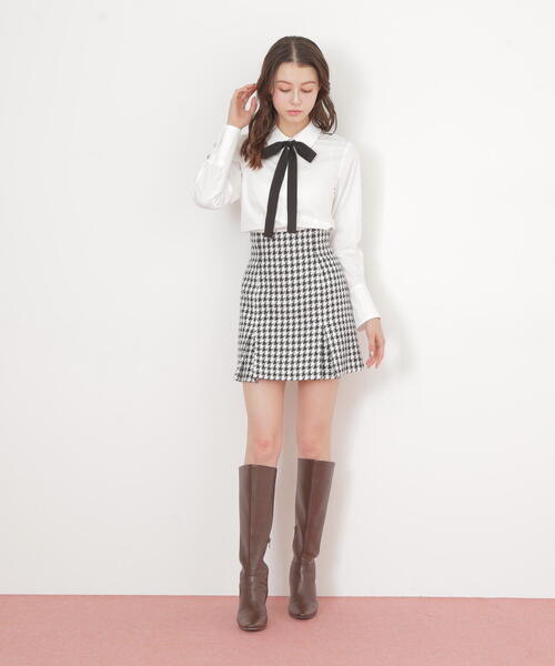 JILL by JILL STUART（ジルバイジルスチュアート）の「◇リボンタイ付シャツ（シャツ/ブラウス・レディース・ブルー/ホワイト・FREE）」の7枚目の写真