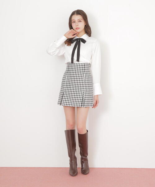 JILL by JILL STUART（ジルバイジルスチュアート）の「◇リボンタイ付シャツ（シャツ/ブラウス・レディース・ブルー/ホワイト・FREE）」の9枚目の写真