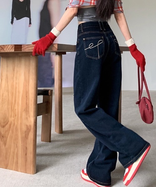 刺繍デニムバック　 No.642　デニムリメイク　サイドポケット　刺繍バック 刺繍デニムバック No.524 デニムリメイク ショルダーバッグ サイド