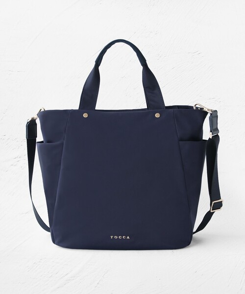 TOCCA(トッカ)の「ALINE NYLONTOTE ナイロントートバッグ(トートバッグ・レディース・ベージュ系/ネイビー系/ブラック系・F)」の19枚目の写真