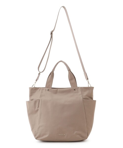 TOCCA(トッカ)の「ALINE NYLONTOTE ナイロントートバッグ(トートバッグ・レディース・ベージュ系/ネイビー系/ブラック系・F)」の6枚目の写真