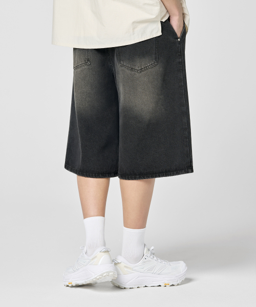 セール】ワンタックワイドスラブウォッシングデニムバミューダショーツ