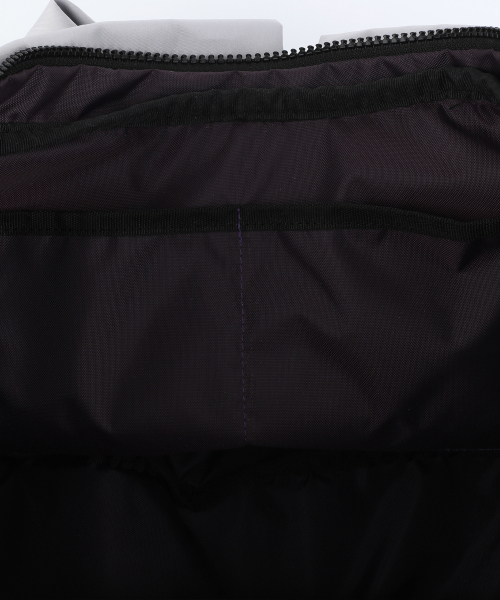 IUGAMAKARAS(イウガマカラス)の「Knotted Shoulder Bag (Nylon-Silver)(メッセンジャーバッグ・レディース・その他・FREE)」の15枚目の写真