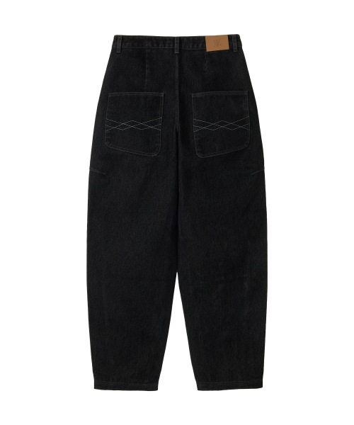WOOALONG(ウアロン)の「Velvet Stitch Curve Balloon Wide Denim Pants - BLACK(デニムパンツ・レディース・ブラック・SMALL/MEDIUM/LARGE)」の2枚目の写真