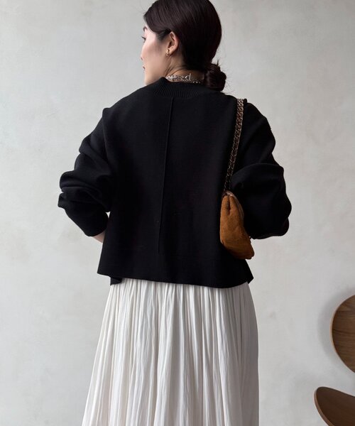 DouDou(ドゥドゥ)の「【WEB限定】クロップド2WAYニット(ニット/セーター・レディース・オフホワイト/ブラック/ブルー・FREE)」の19枚目の写真