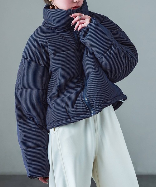 Fashion Letter(ファッションレター)の「ストライプ ショート丈 パフジャケット(ダウンジャケット/コート・レディース・ネイビー・FREE)」の9枚目の写真