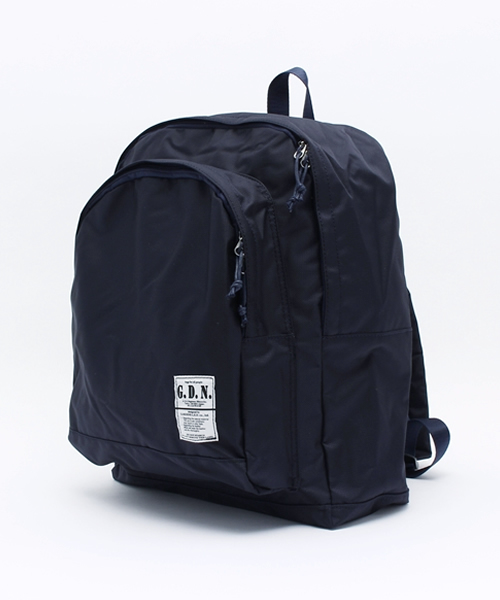 G.D.N.(ジーディーエヌ)の「G.D.N. リュック <GUIGUI>(バックパック/リュック・メンズ・グレー/カーキ/ネイビー・ONE SIZE)」の6枚目の写真