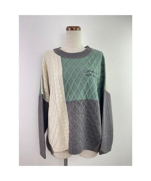 Rydia（リディア）の「パネル切り替えニットプル（ニット/セーター・レディース・グリーン/パープル/マスタード・M）」の2枚目の写真