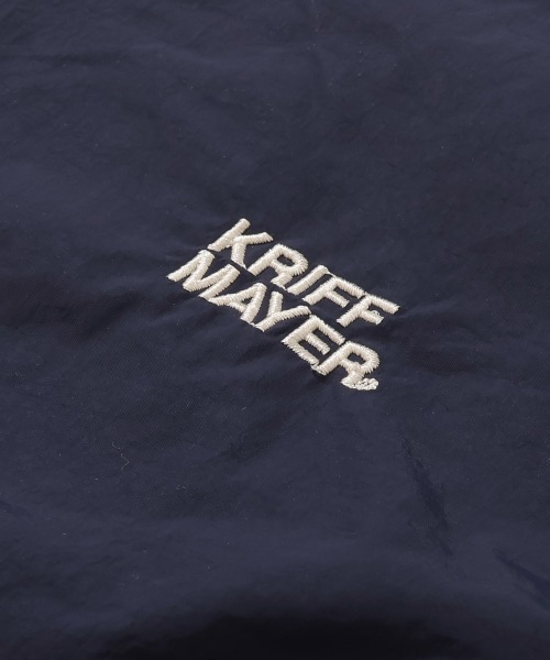 KRIFF MAYER Lady's Collection(クリフメイヤーレディースコレクション)の「【花粉防止/静電気防止】撥水ドロップ フードジャケット / マウンテンパーカー(防汚加工・Aライン)(マウンテンパーカー・レディース・カラフル/その他5/ネイビー/ベージュ/クリーム・LARGE/MEDIUM)」の20枚目の写真