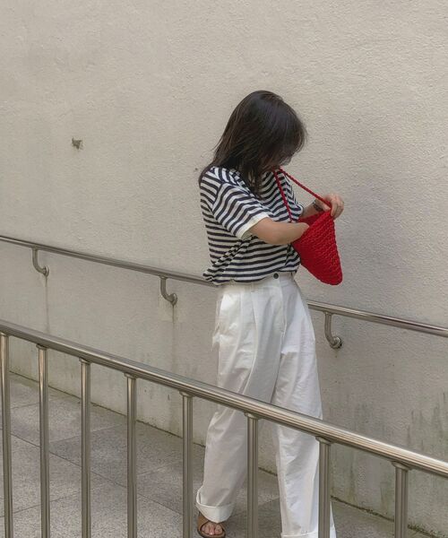 KNITTED(ニッティド)の「ブークルストライプラウンドニット アイボリー(ニット/セーター・レディース・その他・MEDIUM/LARGE/X-LARGE)」の7枚目の写真