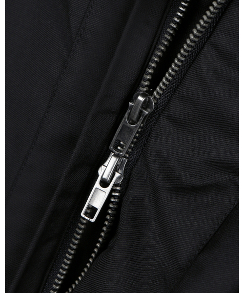 BESLOW(ビースロー)の「OVERSIZED MINIMAL PUFFER DOWN JACKET BLACK(ダウンジャケット/コート・メンズ・その他・SMALL/MEDIUM/LARGE/X-LARGE)」の4枚目の写真