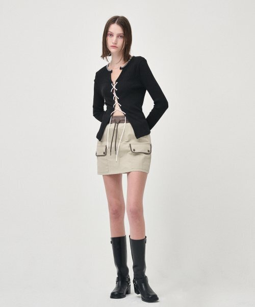 ETMON(エトモン)の「Cargo Banding Mini Skirt, Khaki Beige(スカート・レディース・その他・MEDIUM/SMALL)」の6枚目の写真