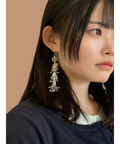tone(トーン)の「【Agaro】No.496 大きめ ゆれるピアス サージカルステンレス(MA)(ピアス(両耳用)・レディース・ブラック/グリーン/ピンク・FREE)」の3枚目の写真