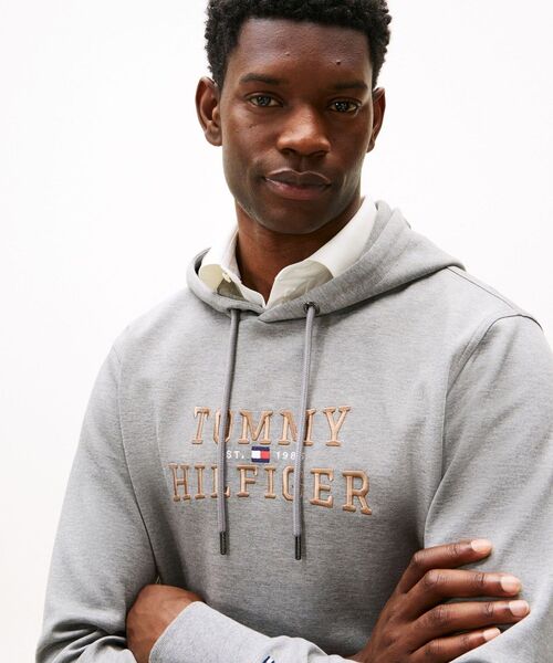 アイコニックインテクノパーカー（スウェット）｜TOMMY HILFIGER