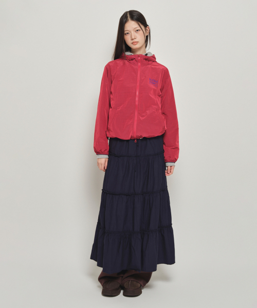 HOMEBODY THINGS(ホームバディ ティングズ)の「NEED SOME SPACE WINDBREAKER (RED)(ナイロンジャケット・レディース・その他・1/2)」の2枚目の写真