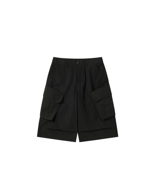 WORTHWHILE MOVEMENT(ワースワイルムーブメント)の「バミューダカーゴパンツ(ブラック)(その他パンツ・メンズ・その他・LARGE/X-LARGE)」の1枚目の写真