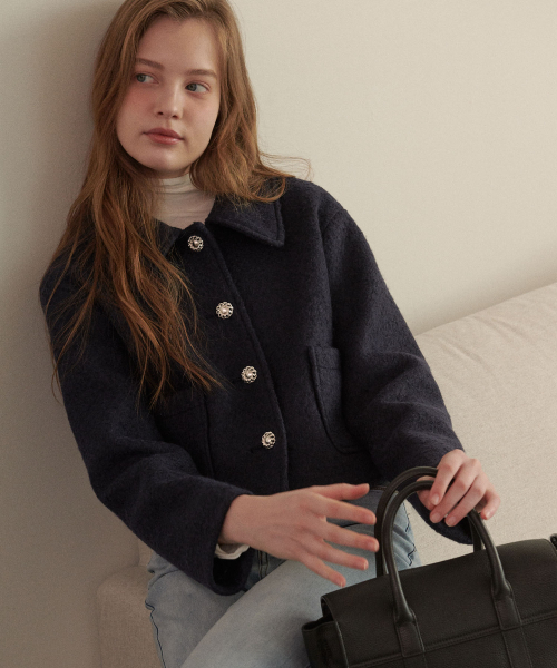 LULUCHOU(ルルシュ)の「Cozy Wool Crop Jacket - NAVY(テーラードジャケット・レディース・ネイビー・FREE)」の2枚目の写真