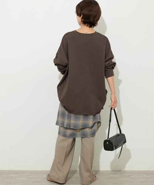 JOURNAL STANDARD relume(ジャーナルスタンダード レリューム)の「《追加3》オーバーサイズロングスウェット(スウェット・レディース・ブラック/ブラウン/ホワイト系その他・FREE)」の15枚目の写真