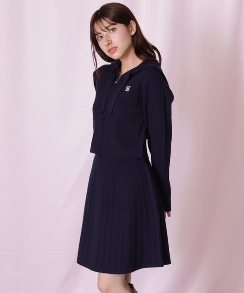 JILL by JILL STUART(ジルバイジルスチュアート)の「◇ケーブルニットパーカーセットアップ(ワンピース・レディース・グレー/ネイビー/イエロー/ピンク・FREE)」の11枚目の写真