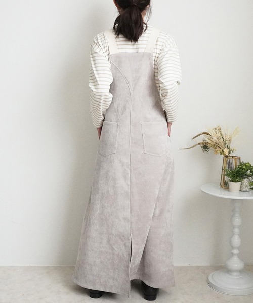 Emma(SELECT LEVERY)(エマ セレクトリベリー)の「コーデュロイジャンパースカート(サロペット/オーバーオール・レディース・パープル/アイボリー/カーキ/ブラック・MEDIUM/LARGE)」の5枚目の写真