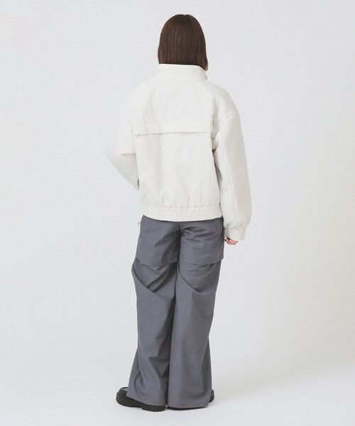 Ray BEAMS（レイビームス）の「ジャカード 中綿 スタンド ブルゾン（ブルゾン・レディース・ホワイト系その他6/ブラック・0/1）」の5枚目の写真